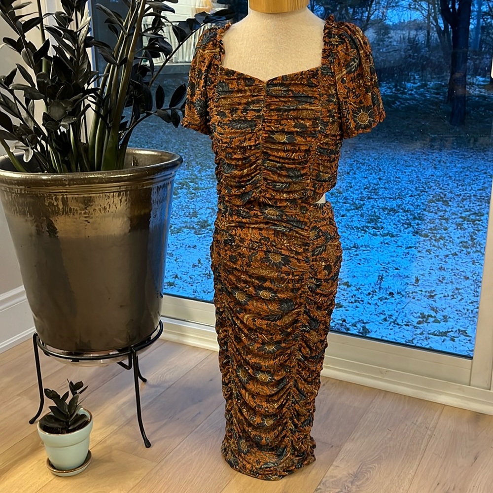 VGUC House of Harlow 1960 skirt and top